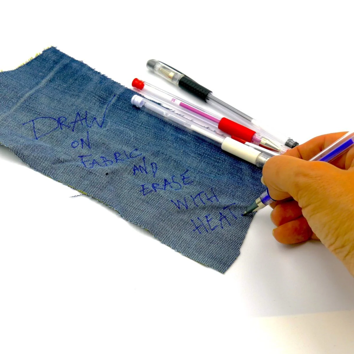 Heat Erasable Fabric Marking Pens - 4 colors/set + refills - Image 4