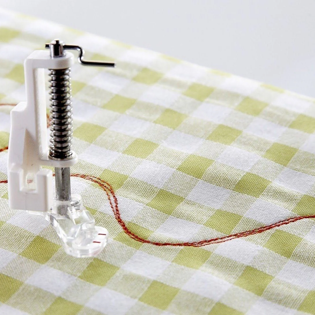 Darning Foot - Free Motion Foot - Embroidery Foot - Quilt Foot - Image 3