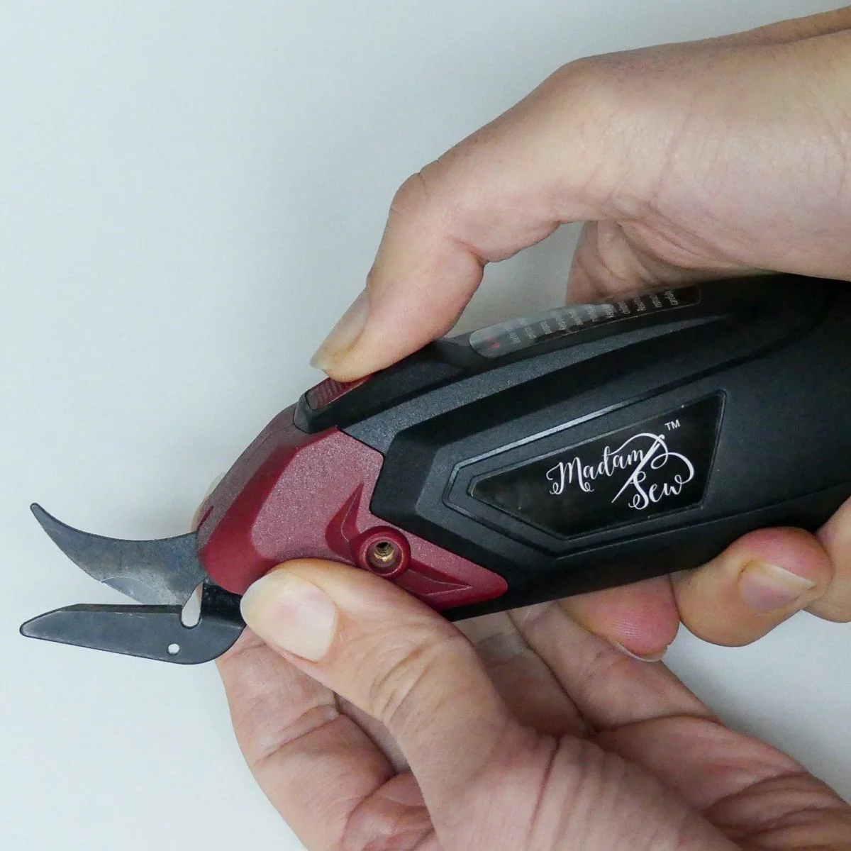 Electric Fabric Scissors Spare Head - Easy to Remove and Replace - Image 5