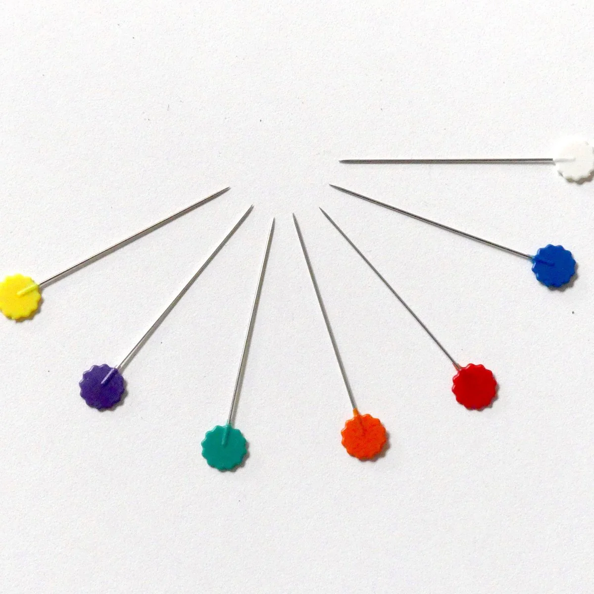 Long Flower Pins - 200 Pin Value Pack - 7 Bright Colors/Box - Image 3