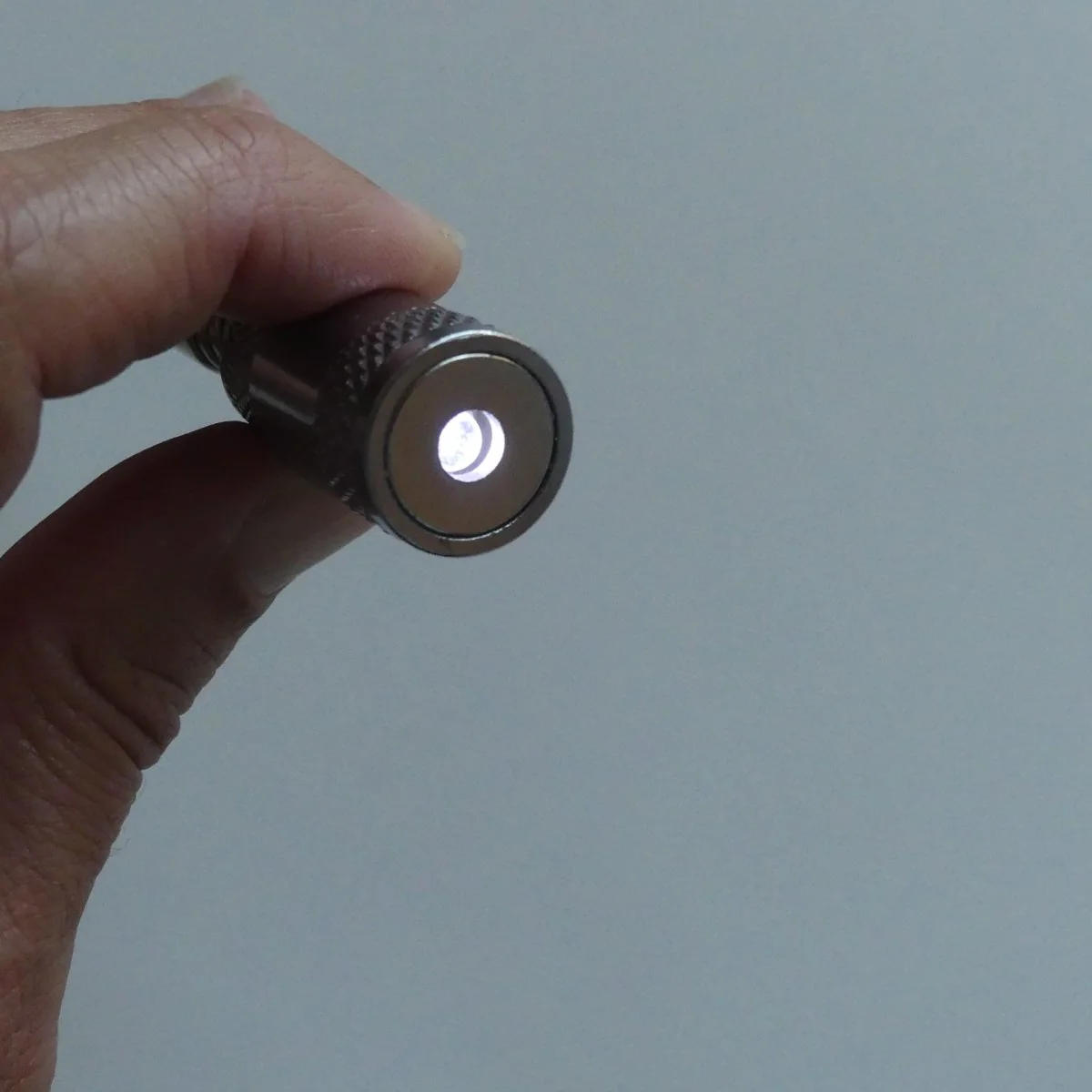 Needle and Pin Retriever - Magnetic Pick Up Tool Telescopic - Image 5