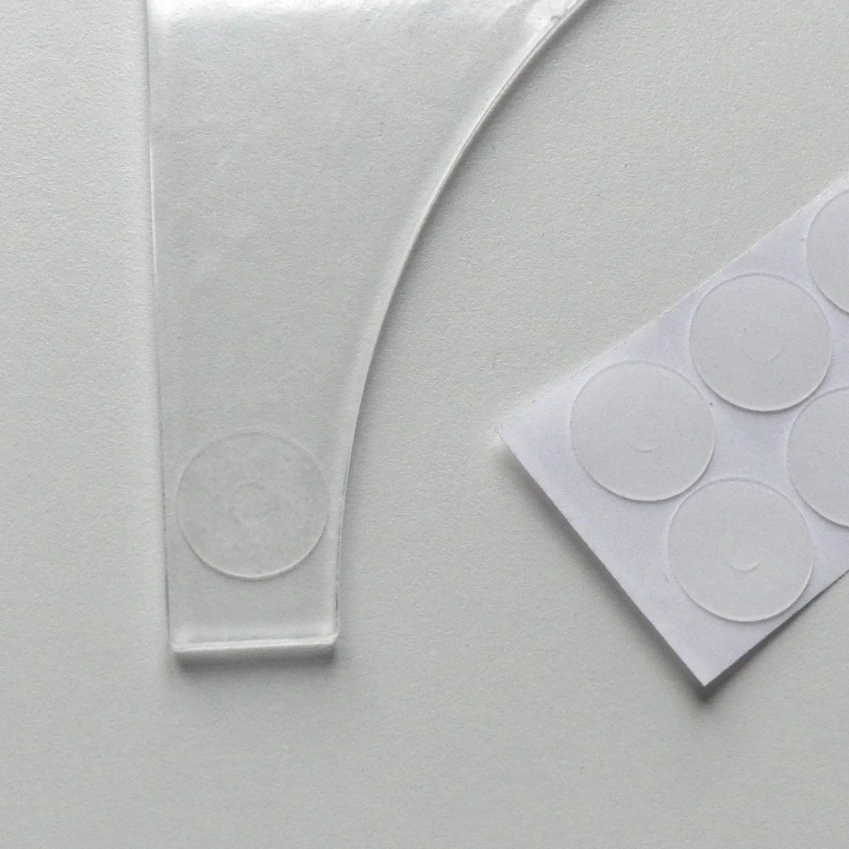 Non-Slip Adhesive Rings for Quilt Rulers and Templates - 40 pcs - Image 4