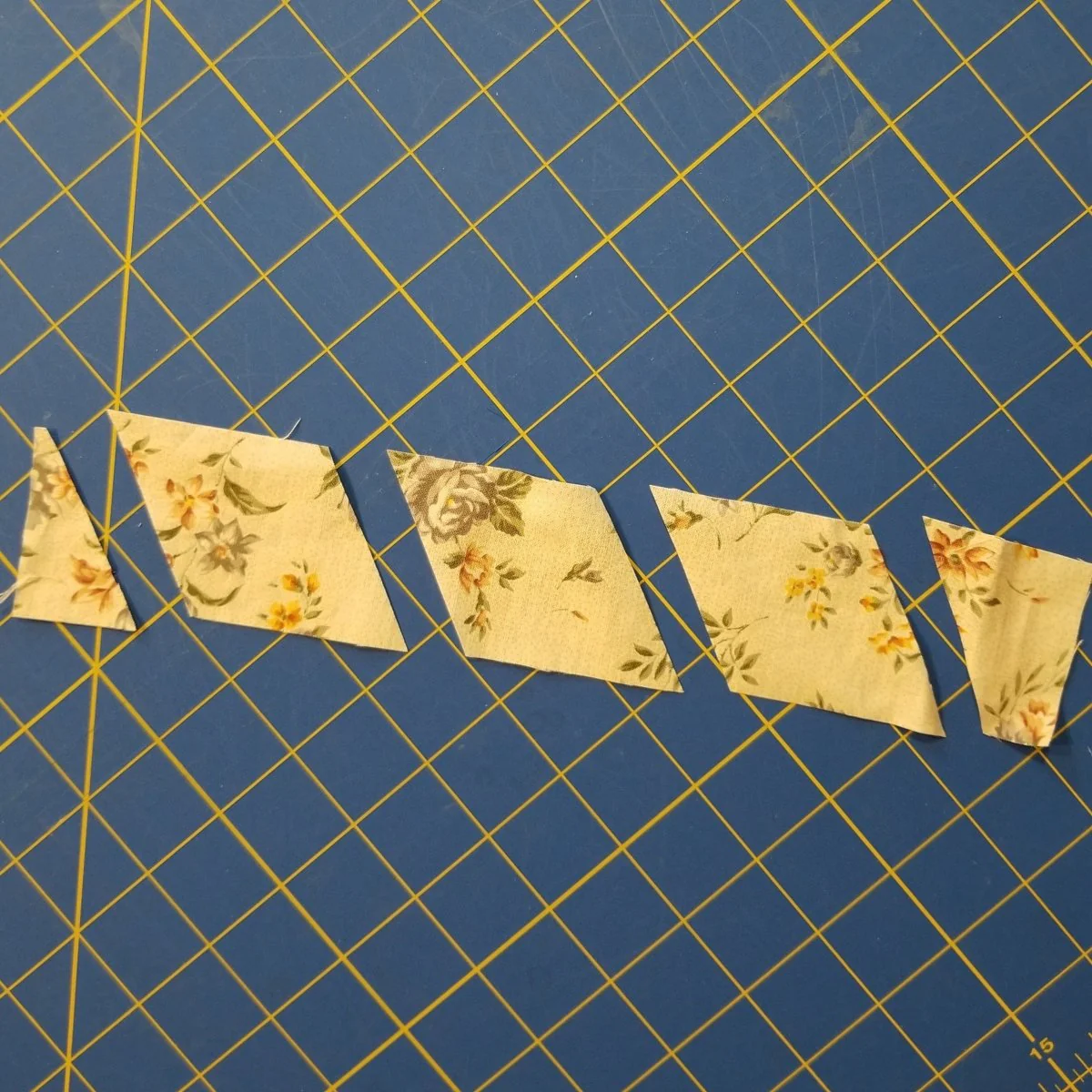 Creative Shape Cut Ruler 6½" x 13½" - Image 7