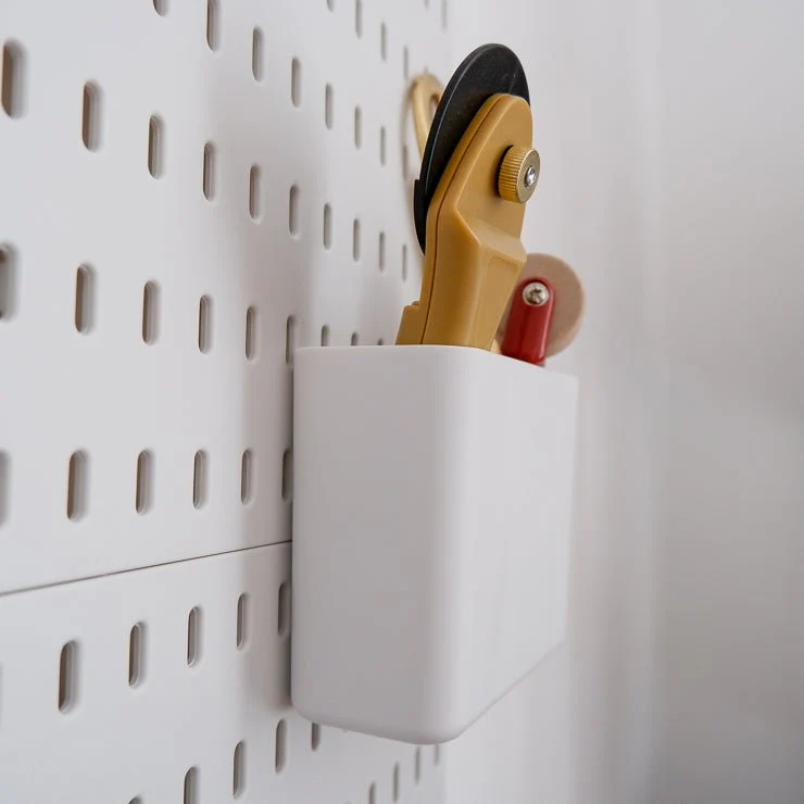 3 Compartment Box 6x2.4x4.3 inches - Pegboard Accessories - Image 3