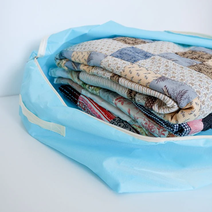 Quilt Storage Bag - Slim Size - 27½”L x 20”W x 8”H - Image 7