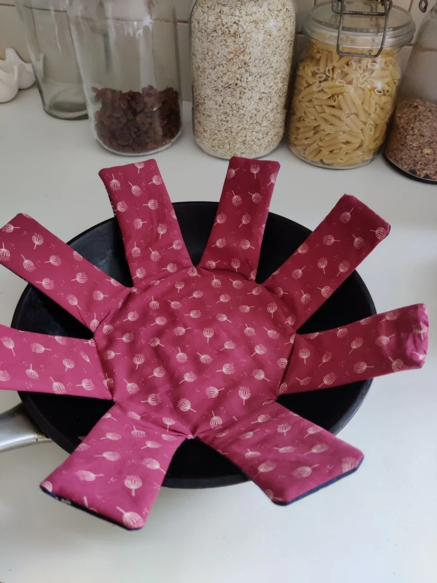 Ebook: Sew 5 Genius Kitchen Projects in 1 Weekend – Even If You’re a Total Beginner - Image 4