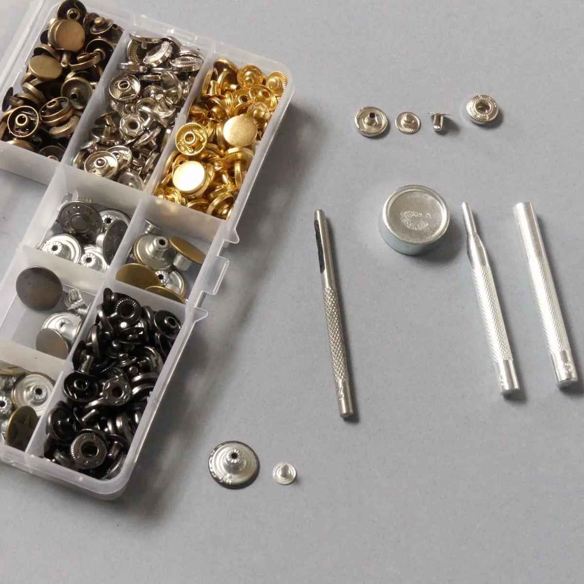 Metal Snap Buttons & Jeans Buttons - 100 buttons! - Image 3