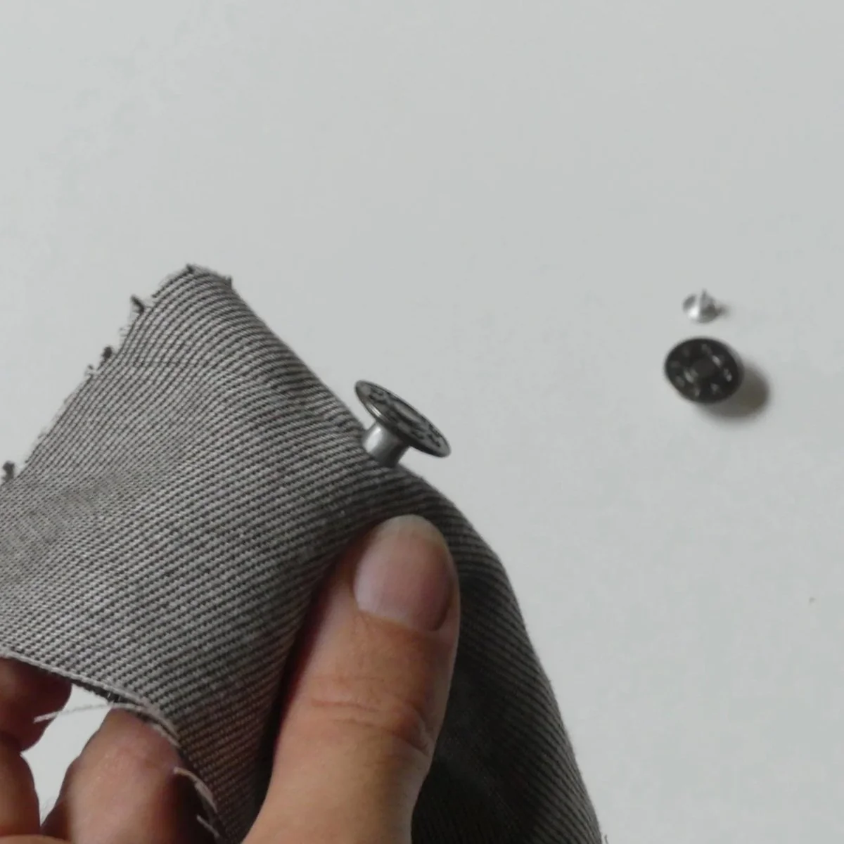 Metal Snap Buttons & Jeans Buttons - 100 buttons! - Image 7